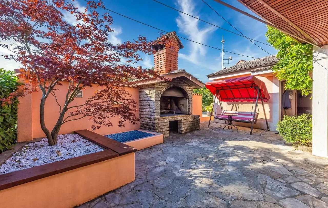 בית הארחה Apartments And Rooms Lago Rupa