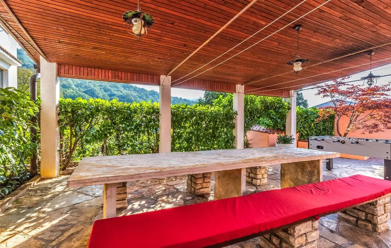 *** בית הארחה Apartments And Rooms Lago Rupa קרואטיה